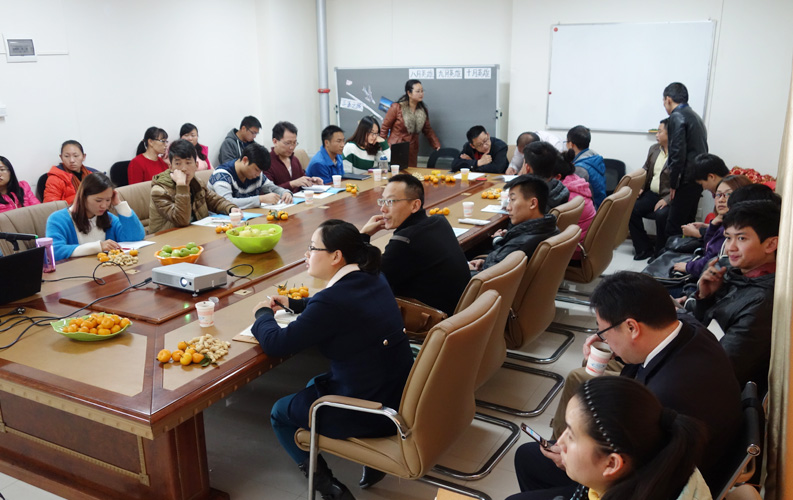 目前天度客戶沙龍已順利舉行4期，我們將一直秉承全公益、凈干貨、不推銷產(chǎn)品的理念，助力天度新老客戶開展網(wǎng)絡營銷和移動互聯(lián)網(wǎng)營銷。
